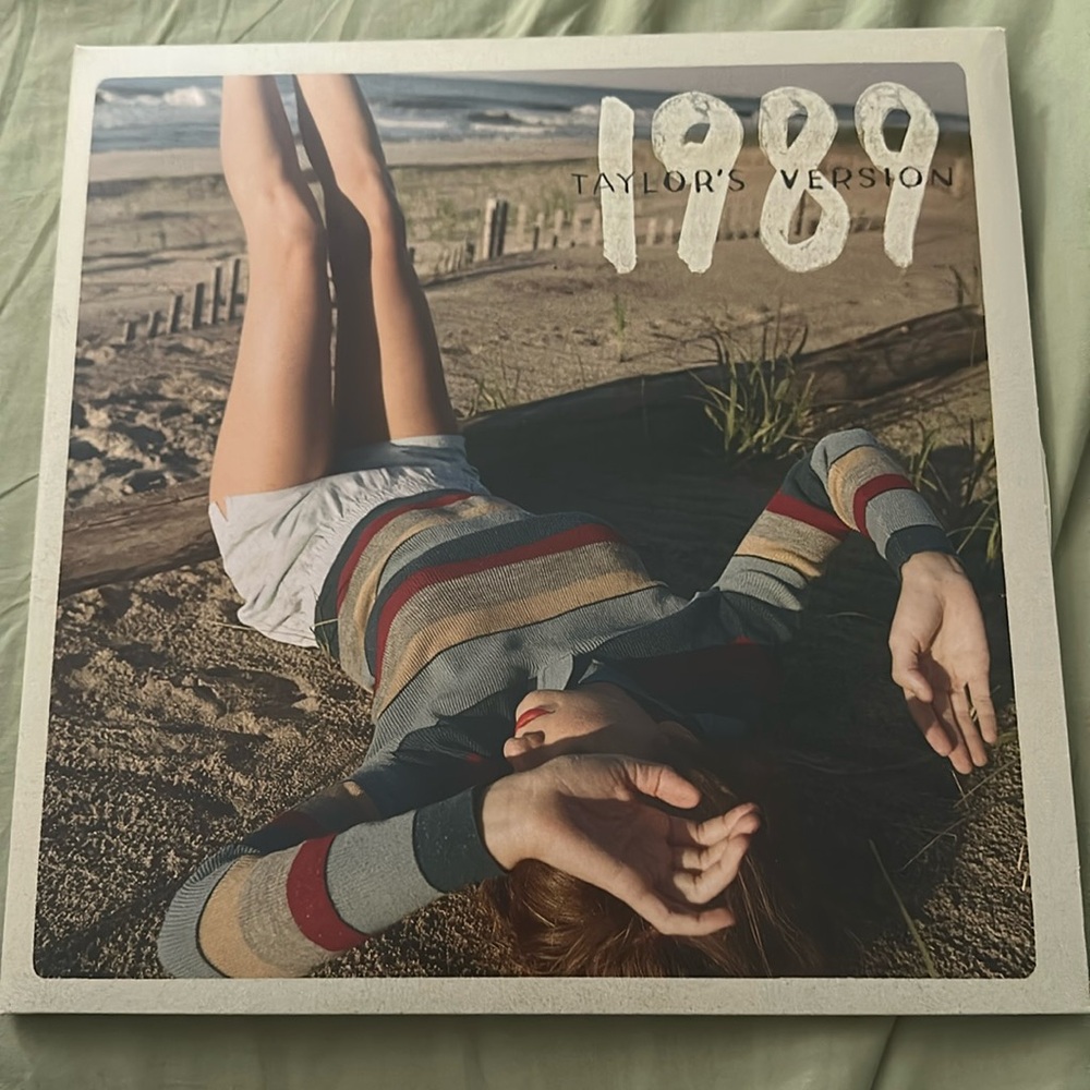 1989 (Taylor's Version) Sunrise Boulevard Yellow Edition Vinyl